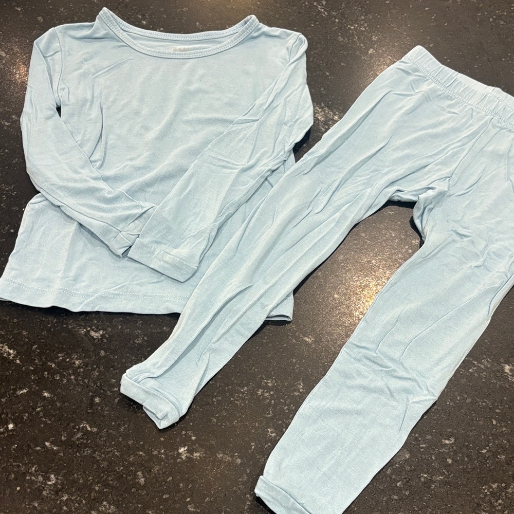 Kyte BABY Boys 2T Kids Pajama Set